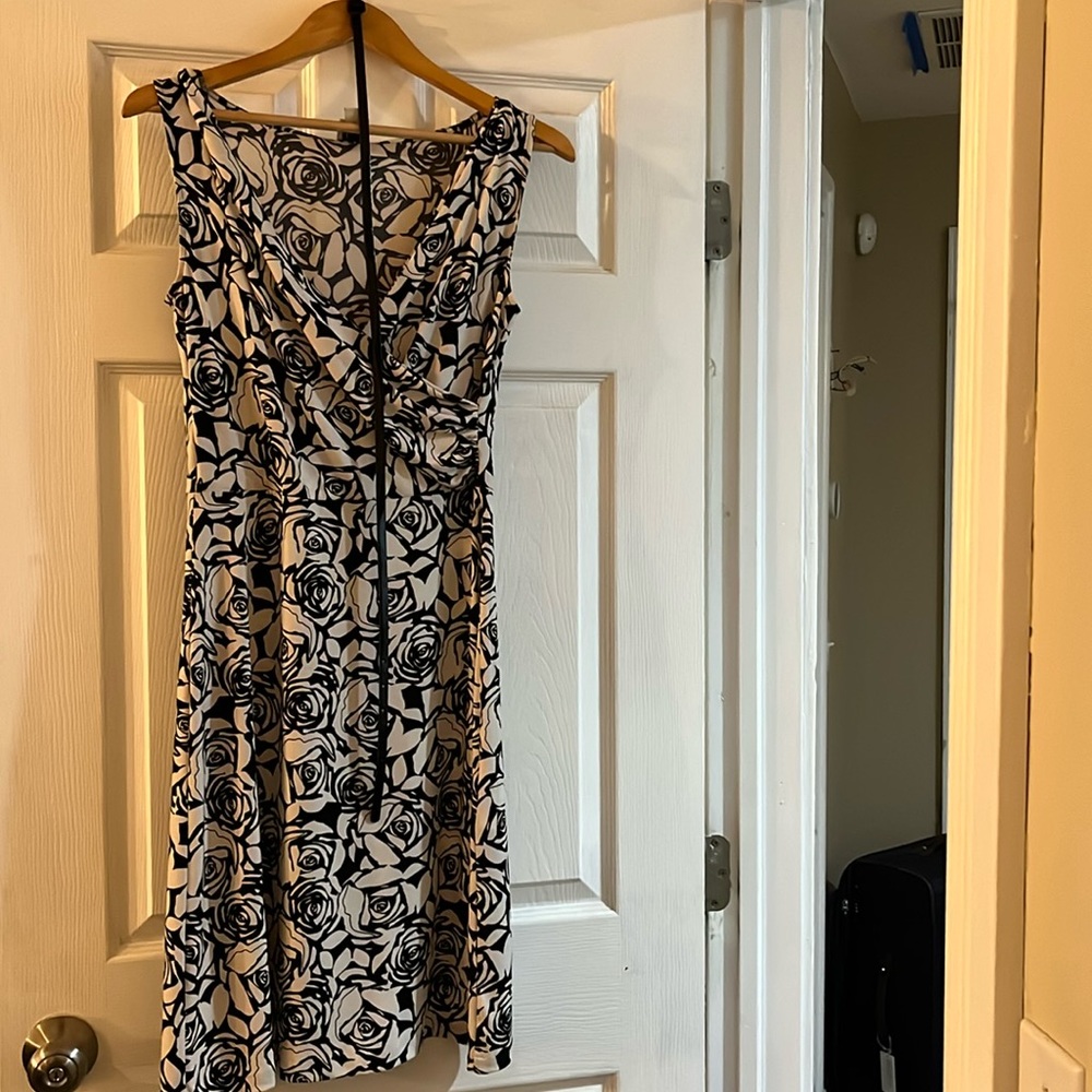 Anne Klein floral dress size S